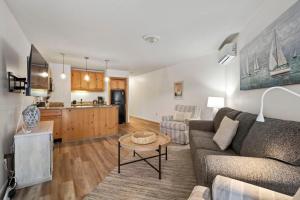 104 Pointes North Inn