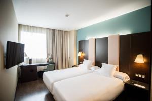 AZZ Pamplona Norte Hotel