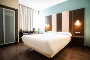 AZZ Pamplona Norte Hotel