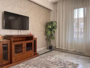 Bright and spacious 2bdr apt in Nasr city heart for families only
