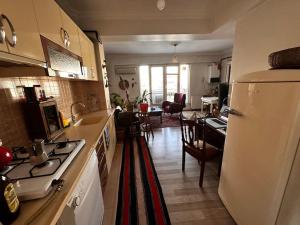 Cozy Flat to Taxim, Beyoglu, Pera, Galata