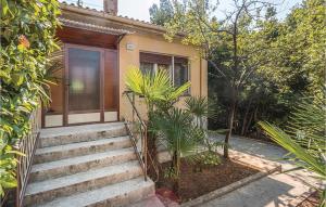 Two-Bedroom Holiday Home In Pula