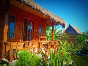 Umah Kayu 2-Menjangan Homestay