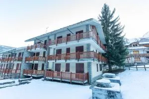 JOIVY Welcoming 3BR flat with parking in Verrand - 韦朗