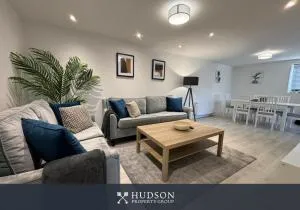 Shrewsbury Townhouse with parking - Merrington