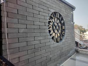 The Clock Tower Rooms & Cafe