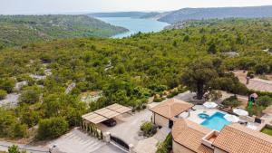 Villa Vlacich by Istrabook