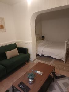 Sejours chez l'habitant Charmant Studio : photos des chambres