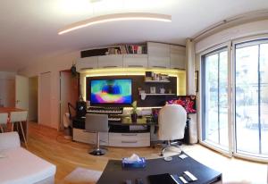 NEW LUX Smart Home 69m2,Terrasse, Modern, Metro 13