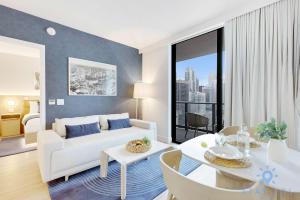 Stylish 2BR with Pool & Balcony