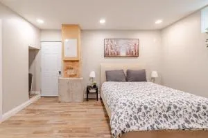 ENTIRE 1 BEDROOM APARTMENT ACROSS FROM GOOGLE - br1 - Kitchener