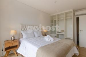 Chic 2 bedroom apt near Shopping del Sol