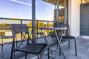 Bright Windowed Studio 10 mins to the City Centre by Flat Mаnager