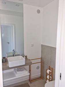 Casa da Ponte Velha, Grande