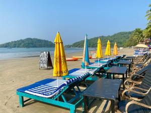 Chill Out Jasmine Restaurant Bar Rooms