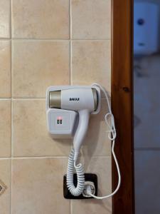 Casetta immersa nel verde, lontano dal caos