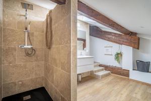 Appartements Louis XIV, Le Somail. : photos des chambres