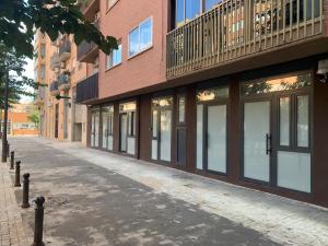 Quiet room in a park close to the sea & beach & subway No-4