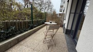 Air conditioned 1 room Apartment, with garden, new building