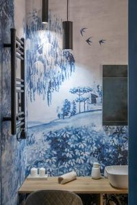 Downtown Comfort One