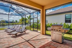 Villa Bahama Bay by CoralVilla on water, pool