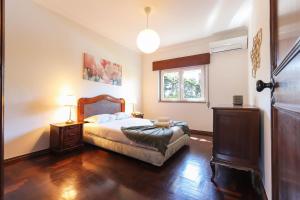 Vita Portucale ! Sintra Retreat Villa with Pool