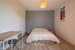 Maisons de vacances Coeur de Sarthe - Maison 20pers - Balneo - BBQ : photos des chambres