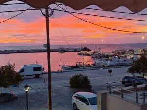 Delimaras Studios - 尼尔斯吉尼