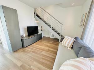 Menotti Attico-Flexrent Immobiliare Abissinia