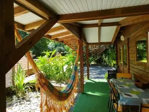 Insolite Arawakane Gîtes du Manial chalet - Pointe-Noire
