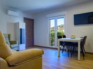 Apartamentos EL PUENTE - Cuevas de San Clemente