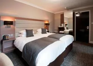 Riverside Hotel - Siddington