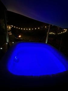 The Barn with Hot Tub & Pool Table