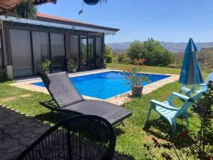 Agradable casa de Campo con Piscina privada - Escobal