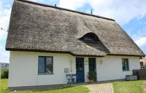 Cozy Apartment In Börgerende-Rethwisch - Börgerende