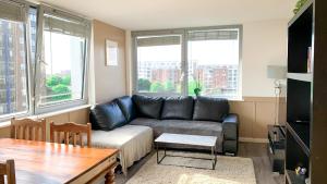 Sidemersey Livings - Central and Quiet 2-Bedroom Apartment
