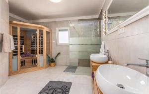 Pet Friendly Home In Malinska With Wifi 