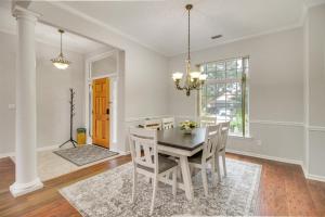 3 Mi to Oglethorpe Mall: Home w Fenced Yard!