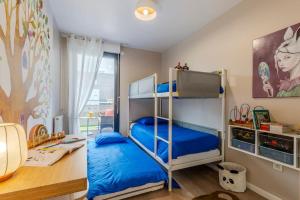 Sophos by Kleidos, Disney 15 min, 1 Lit King Size, appartement pour 6P avec parking