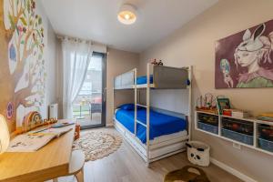 Sophos by Kleidos, Disney 15 min, 1 Lit King Size, appartement pour 6P avec parking