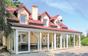 Nice Home In Solec Wlkp With Wifi