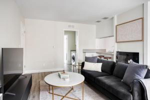 Marina Del Rey 1br w gym bbq nr Venice Beach LAX-878