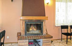 Nice Home In Solec Wlkp With Wifi