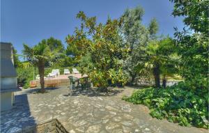 Cozy Home In Kastel With Wifi