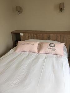 Hotels Hotel Les Galets Bleus : Chambre Triple Standard