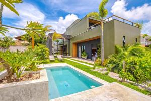 Summerville #117 - Luxo no Cumbuco by Carpediem