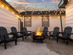 Pet Friendly - 5Min Downtown - Backyard & Firepit - Neodesha