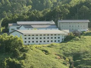 Manza Juraku All-inclusive Hotel - Tsumagoi