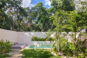 Chic 4-Bedroom Villa with Pool and Dedicated Concierge