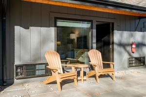 Cove Creek Lodge 213 Dog Friendly Standard Double Queen Room